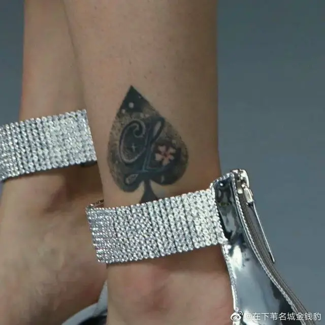 什么是媚黑(黑什么无什么)