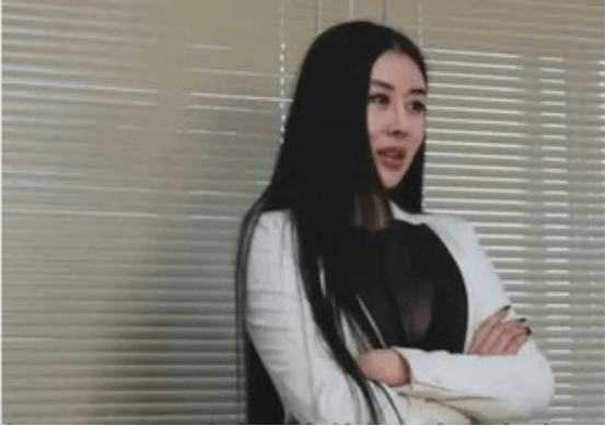 女子假死赖账(女子将女儿抛入河)