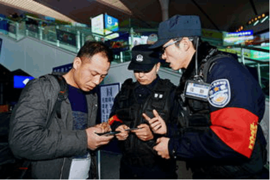 女子假死赖账(女子将女儿抛入河)