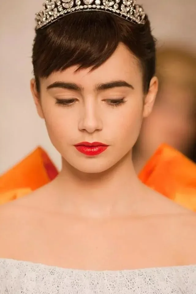 女王周晓琳重口味(姐就是女王歌词)