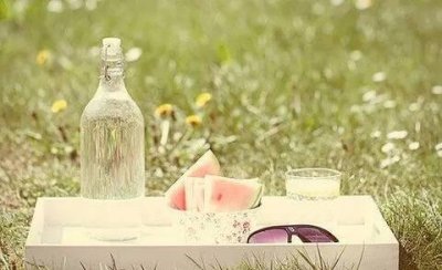 ​伤感的句子带人生感悟，最现实最扎心的句子