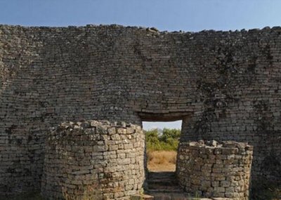 ​非洲大津巴布韦之谜，石头修成的屋子_疑为犹太人修筑