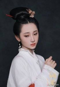 ​在古代用什么洗头发（古时候没有洗发水是怎么解决的）