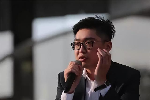 陈浩天陈浩夫的电视剧(陈浩天被捕过程)(17)