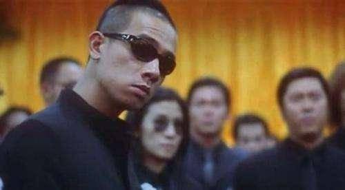 陈小春都演过什么古惑仔电影(陈小春再演黑帮大佬)(14)