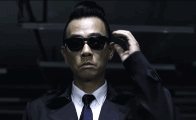 陈小春山鸡系列电影(山鸡变凤凰这部情怀满满的港剧让我看到不一样的陈小春)(2)