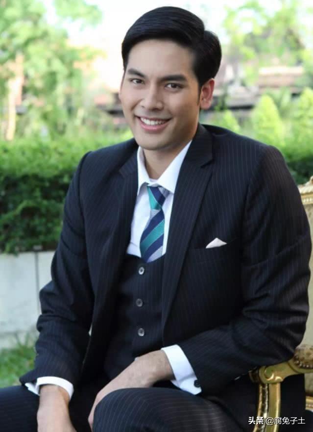 不一样的美男子泰国电视剧合集(泰国版森林里的野蛮女友名门绅士之缘定芳林)(3)