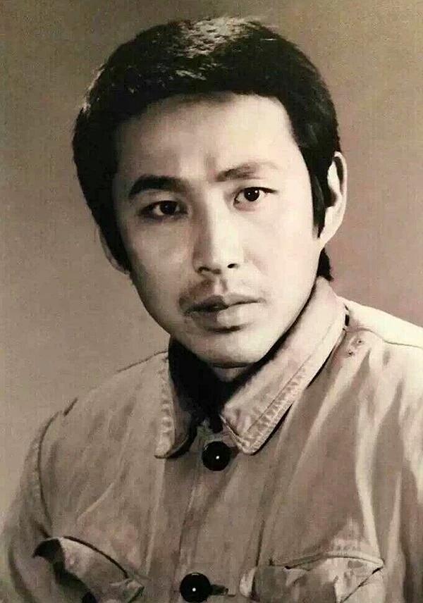 陈道明最近十部必看电视剧(陈道明35部电视19部电影)(4)