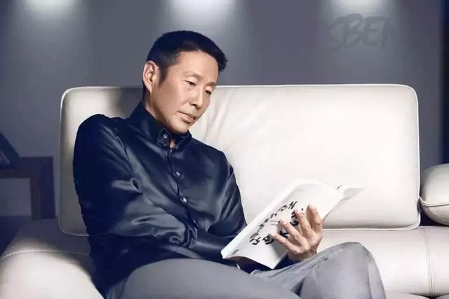 陈道明最近十部必看电视剧(陈道明35部电视19部电影)(9)