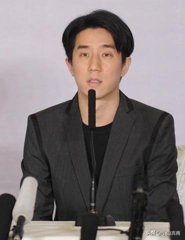 房祖名小的时候跟成龙拍过电影吗(曾丑闻缠身的房祖名摇身一变成大导演)(28)