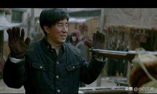 房祖名小的时候跟成龙拍过电影吗(曾丑闻缠身的房祖名摇身一变成大导演)(7)