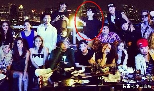 房祖名小的时候跟成龙拍过电影吗(曾丑闻缠身的房祖名摇身一变成大导演)(19)