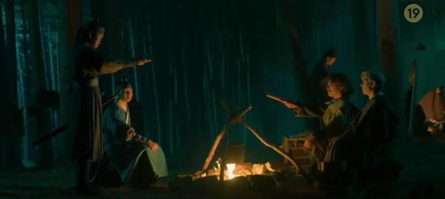 韩国最近新出的丧尸电视剧(韩国又出丧尸剧)(28)