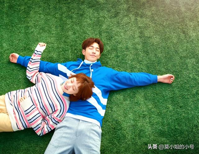 好看的11部韩国喜剧电影(近10年评分最高的10部韩国喜剧)(1)