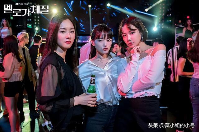 好看的11部韩国喜剧电影(近10年评分最高的10部韩国喜剧)(19)