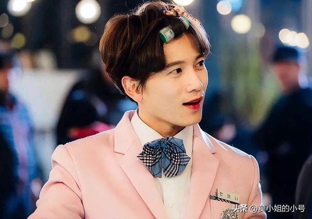 好看的11部韩国喜剧电影(近10年评分最高的10部韩国喜剧)(5)