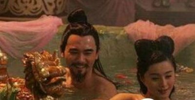 ​佳色之徒：汉成帝刘骜竟行贿宫女偷瞅皇后出浴