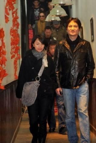 罗海琼演过双胞胎电视剧(相逢时节主演罗海琼)(20)