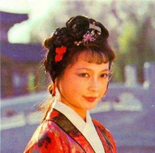 ​红楼梦贾迎春的婢女有谁 贾迎春的父母是谁