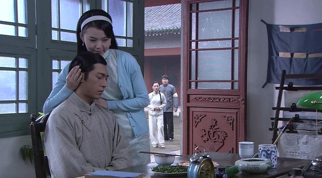 宅门恩怨剧情介绍（一部揭露宅门奢靡生活的电影）(3)