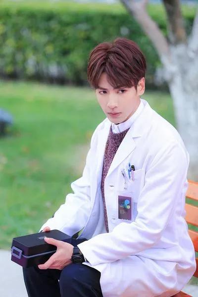 盘点罗云熙主演的电视剧(盘点罗云熙参演的电视剧)(7)