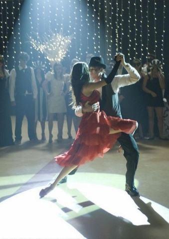 关于灰姑娘校园的电视剧（校园青春搞笑爱情片灰姑娘之舞动奇迹）(4)