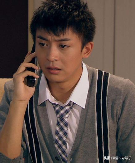 爱情公寓中的张伟（爱情公寓中的张伟）(2)