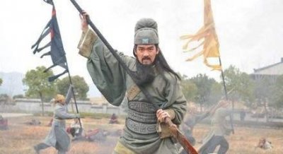 ​闭羽为什么被称作财神？闭羽头上的绿帽子是怎样来的？