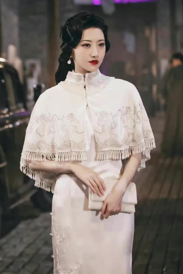 冯绍峰主演的爱情电影有哪些(冯绍峰灼灼风流出演美强惨)(23)