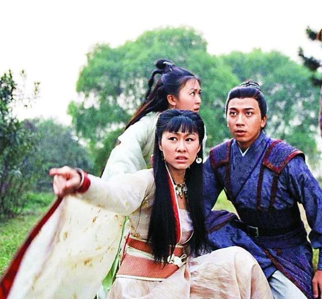 十部催人泪下的古装爱情电视剧（五大最虐心三角恋古装电视剧）(3)