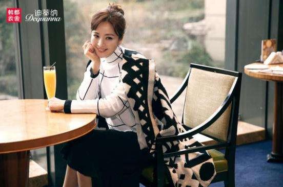 高端品牌女装店陈列指引（年销售额超过2亿）(3)