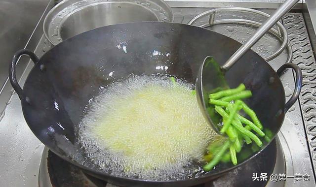 干煸四季豆的10种做法(饭店大厨教你炒干煸四季豆)(5)