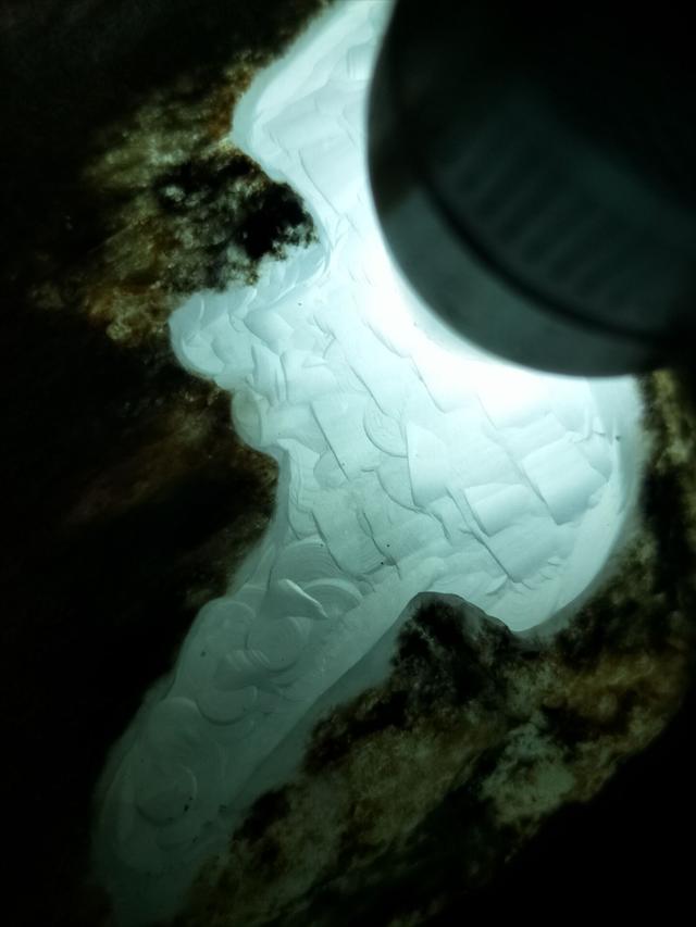 翡翠原石专业知识教程（学会这样看翡翠原石你就不在是小白）(4)