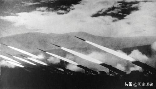 二战使用的火箭炮(二战终极武器喀秋莎火箭炮)(8)