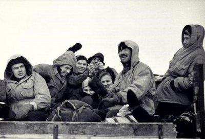 ​1959年俄罗斯dyatlov事变究竟揭秘，9名滑雪者神奇死亡_尸身残破