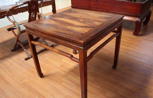 八仙桌的选购技巧-八仙桌的有什么作用?