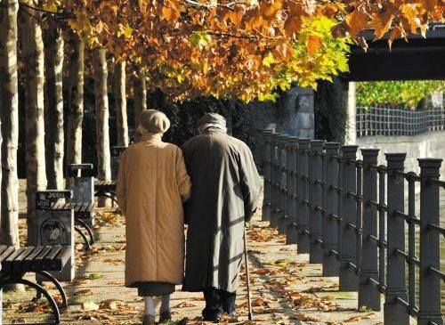 怎样拴住男人的心，怎样抓住50岁男人的心？图2