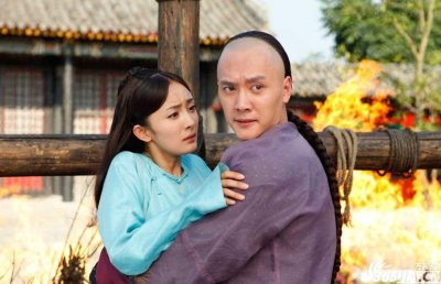 ​冯绍峰演的电视剧（冯绍峰个人简介）