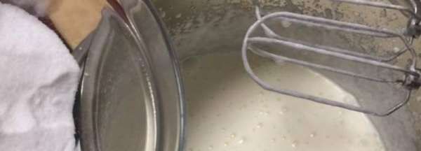 安佳奶油怎么打发,安佳淡奶油怎样打发定型好图10