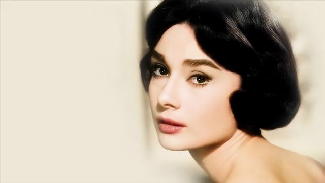 历史上最美十大女明星(世界公认的10大高颜值女明星)(24)