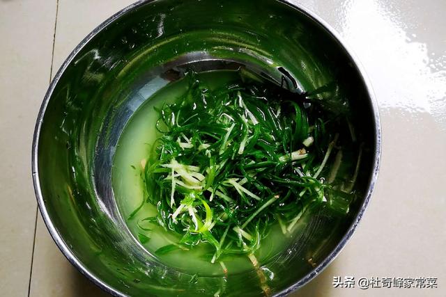 多宝鱼的做法清蒸最佳（清蒸多宝鱼嫩滑爽口）(3)