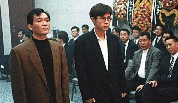 古惑仔里的老大都有谁（古惑仔里的十二位老大）(1)