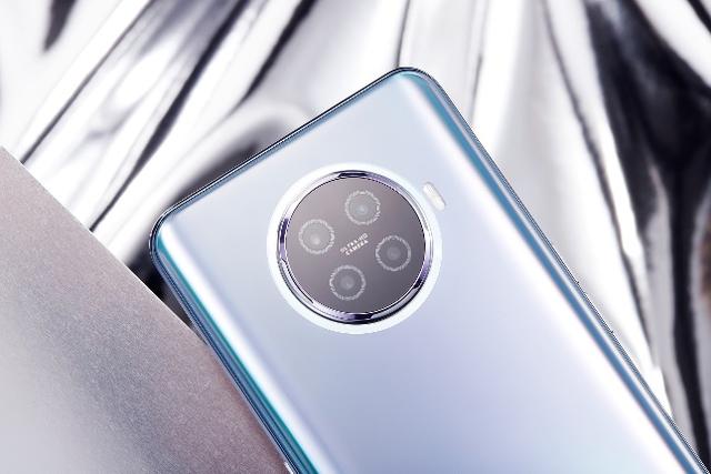 现在出来的5g手机是真5g吗（先看完5G新机对比再说）(18)