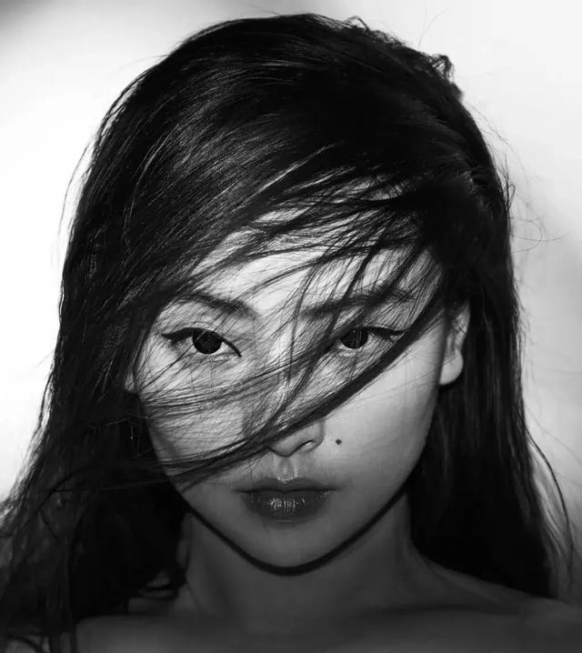 曾美慧孜穿衣搭配（曾经不被人注意的小配角曾美慧孜）(12)