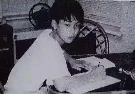 如何评价柏原崇的长相（日本世纪末的美少年）(9)