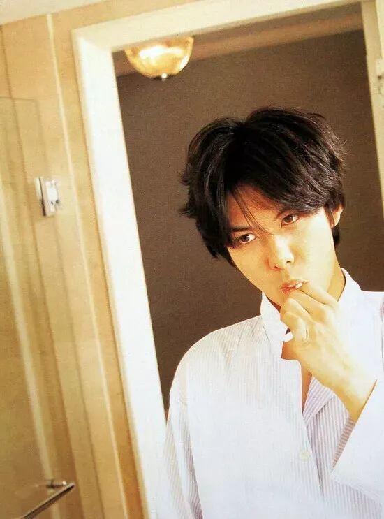 如何评价柏原崇的长相（日本世纪末的美少年）(8)