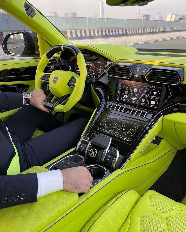 跑车法拉利唯美意境手机壁纸（超过50张超级跑车高清手机壁纸）(41)