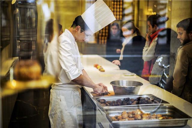 你想做一个充满奶油的小泡芙吗（巴黎还有她的甜）(6)