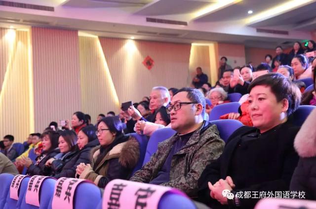 孔雀东南飞话剧剧本中英文(英文话剧演绎孔雀东南飞)(2)