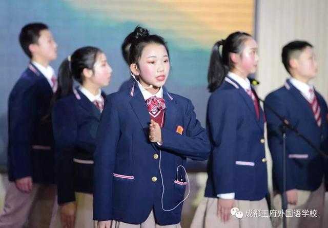 孔雀东南飞话剧剧本中英文(英文话剧演绎孔雀东南飞)(16)